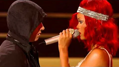 Rihanna - Love The Way You Lie ft. Eminem(Part 2) .flv