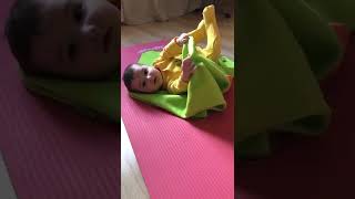 Baby Explores The World🧿🧿Миша Изучает Мир 🐻 #World #Love #Shorts