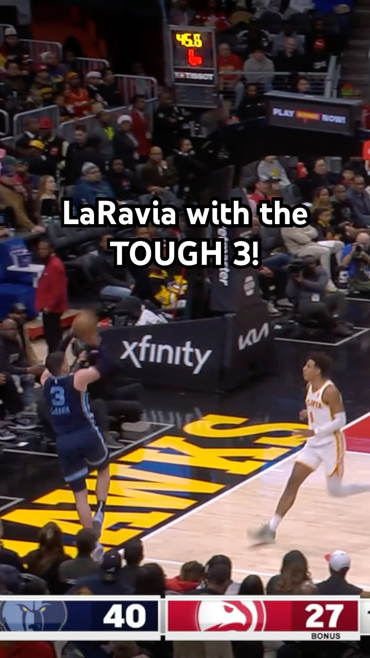 LaRavia makes a TOUGH 3 while falling out of bounds!