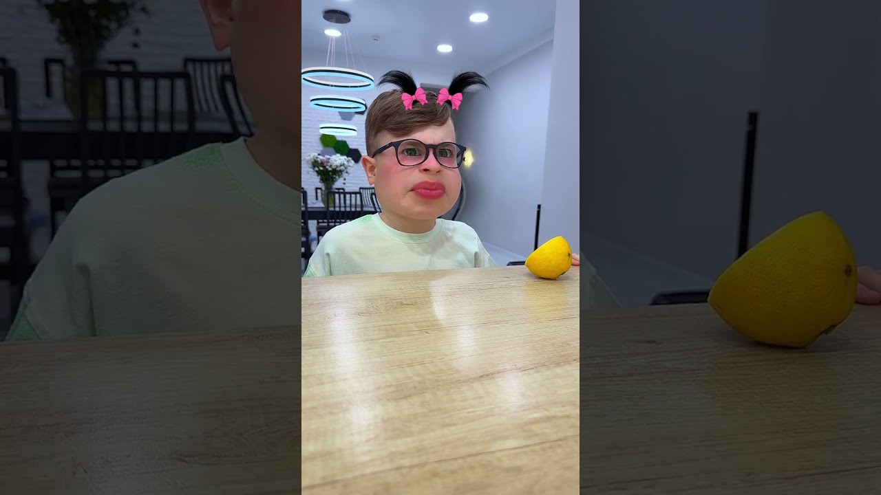 Mmm Lemon Shorts