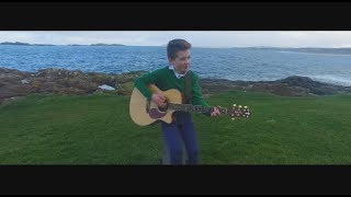 Video thumbnail of "Owen Mac Rollin' Home"