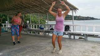 Waka Waka Shakira dance steps choreo - Ko Phangan class