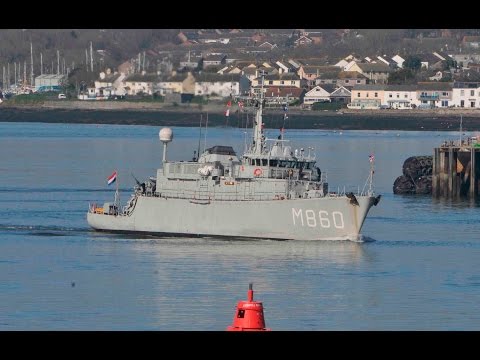 ROYAL NETHERLANDS NAVY MINEHUNTER HNLMS SCHIEDAM M860 LEAVES DEVONPORT NAVAL BASE - 13th March 2017