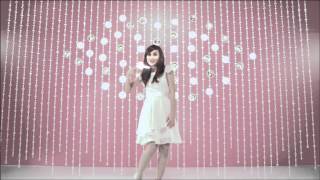 Download lagu Lipice Sheer Color with Wawa Zainal
