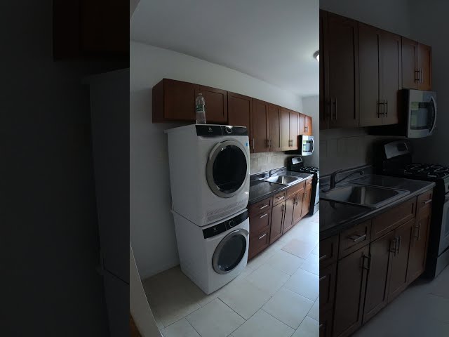 Video 1: SHARED KITCHEN 