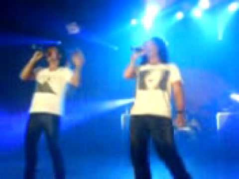 2009高苑演唱會(動力火車-愛上你不如愛上海)
