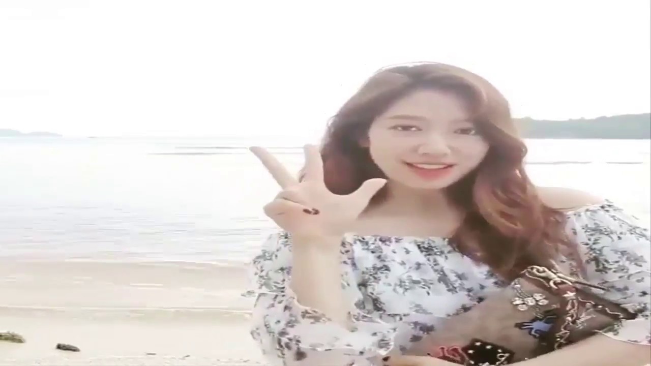 Park Shin Hye Heading to New York for Coach Fashion Show 2018