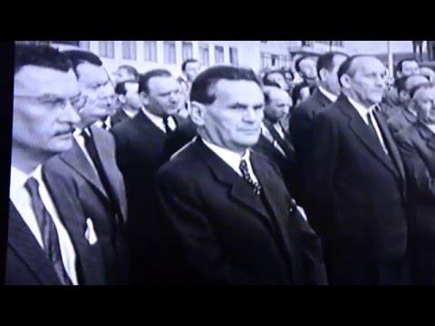 Video: Penamat Dan Reka Bentuk Balkoni Di Khrushchev: Idea Menarik (80 Foto): Bagaimana Sarung Dengan Tangan Anda Sendiri