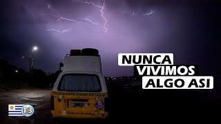 Nos sorprende la PEOR TORMENTA del VIAJE frente al MAR (PUNTA DEL DIABLO,URUGUAY)