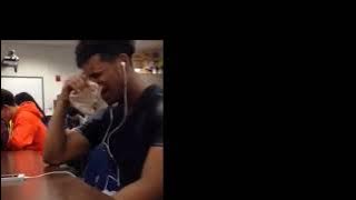 Mentahan Hitam Polos black man crying while listening to music meme (Tanpa Suara)