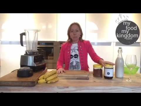 Video: Hoe Maak Je Een Bananenchocoladeshake?