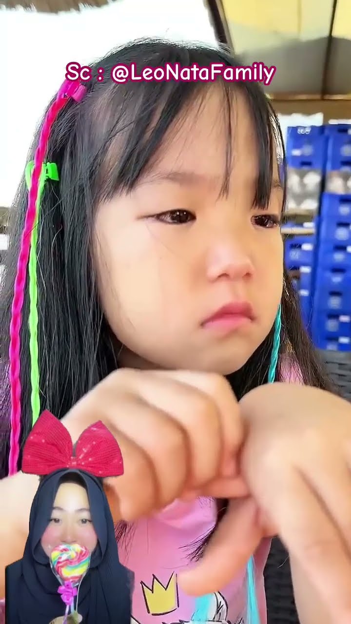TAS MAMA HILANG ⁉️ gak bisa traktir adik makan di restoran ? @LeoNataFamily #shorts #funny #dubbing