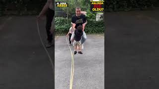 Can Bonomo, oğlu Roman ile ip atlama oynadıkları anları paylaştı.