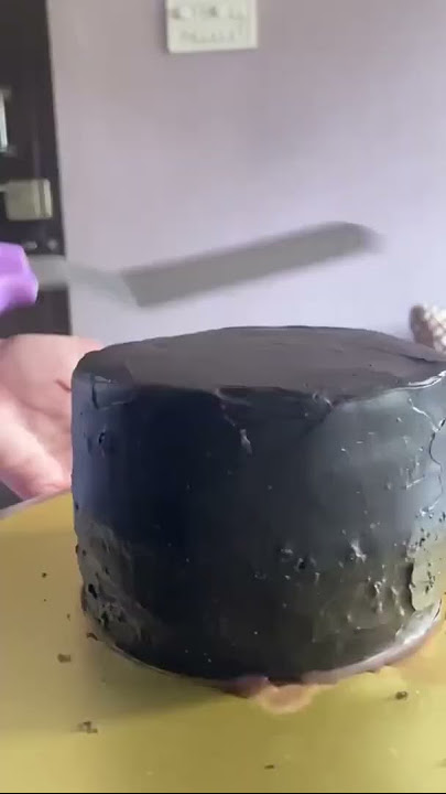 How To Make Black And Golden Ganache Cake | ArifeOnline | #Arifcaketoolshop #ArifeOnline #shorts