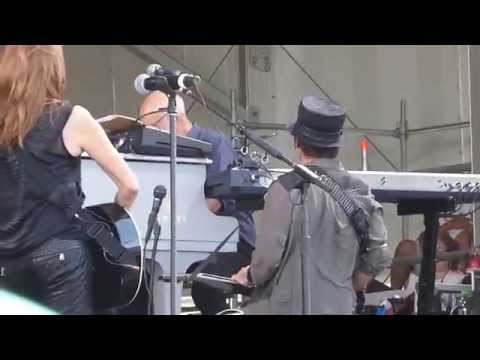 Bruce Springsteen, New Orelans Jazz Fest, May 3 2014, Johnny 99 1