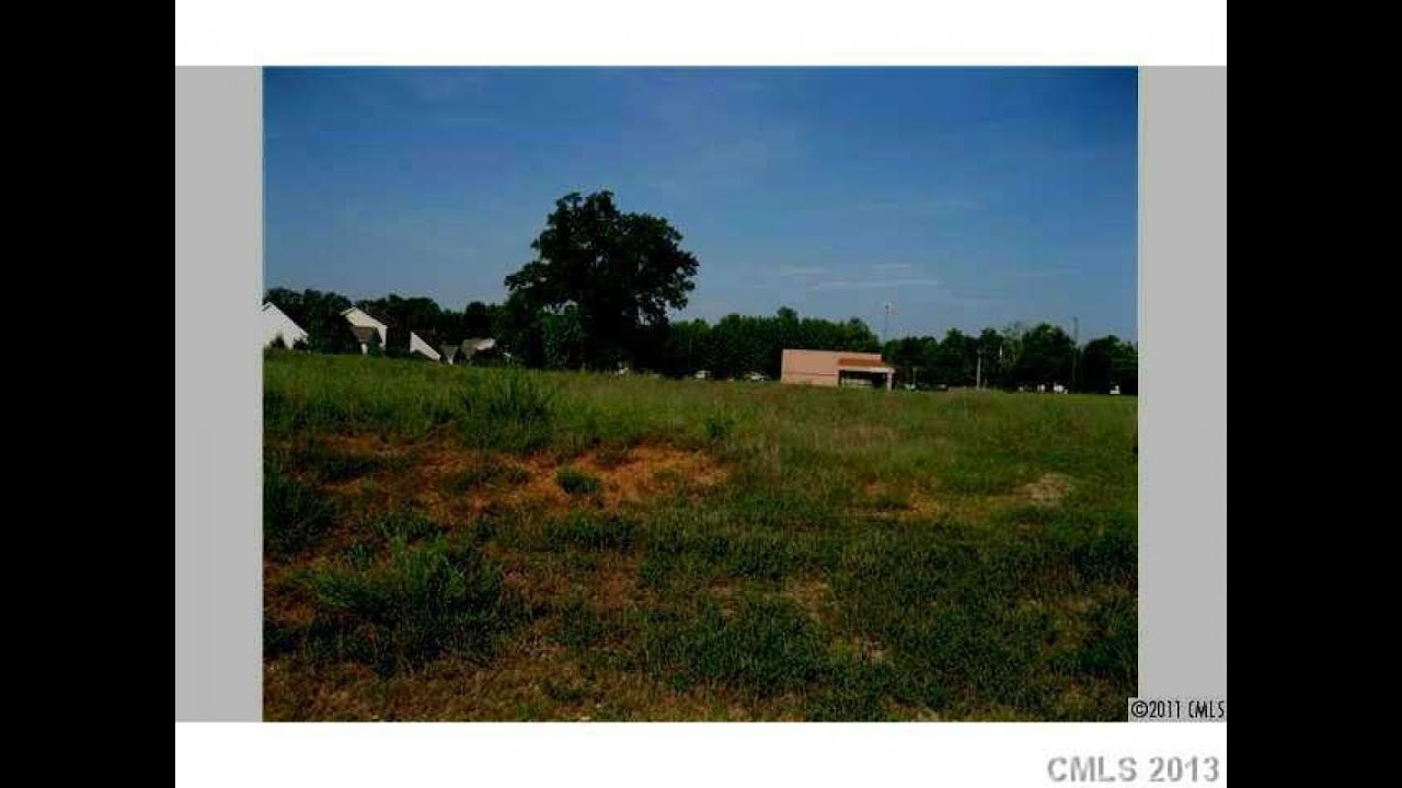 Commercial for sale 798 Oakridge Farm Highway, Mooresville, NC 28115