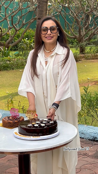 Rani Mukherjee At her Birthday Celebrations ❤️#ranimukherjee #ytshorts #viral #shorts