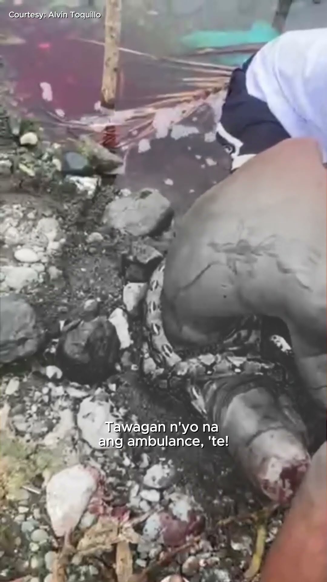 Lalaki mula Patnongon, Antique, tinuklaw at pinulupotan ng sawa! | Kapuso Mo, Jessica Soho