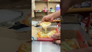 Onion capsicum pizza #pizzalover #pizza #fastfood #food #shorts #shortsfeed
