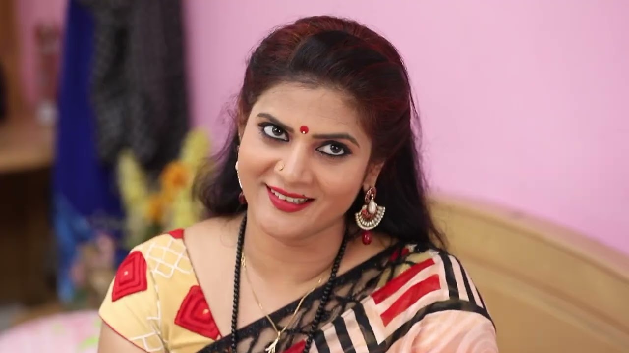 Sreeja and Chintamani are taken aback - Rettai Roja - Full Ep 136 - Zee Tamil