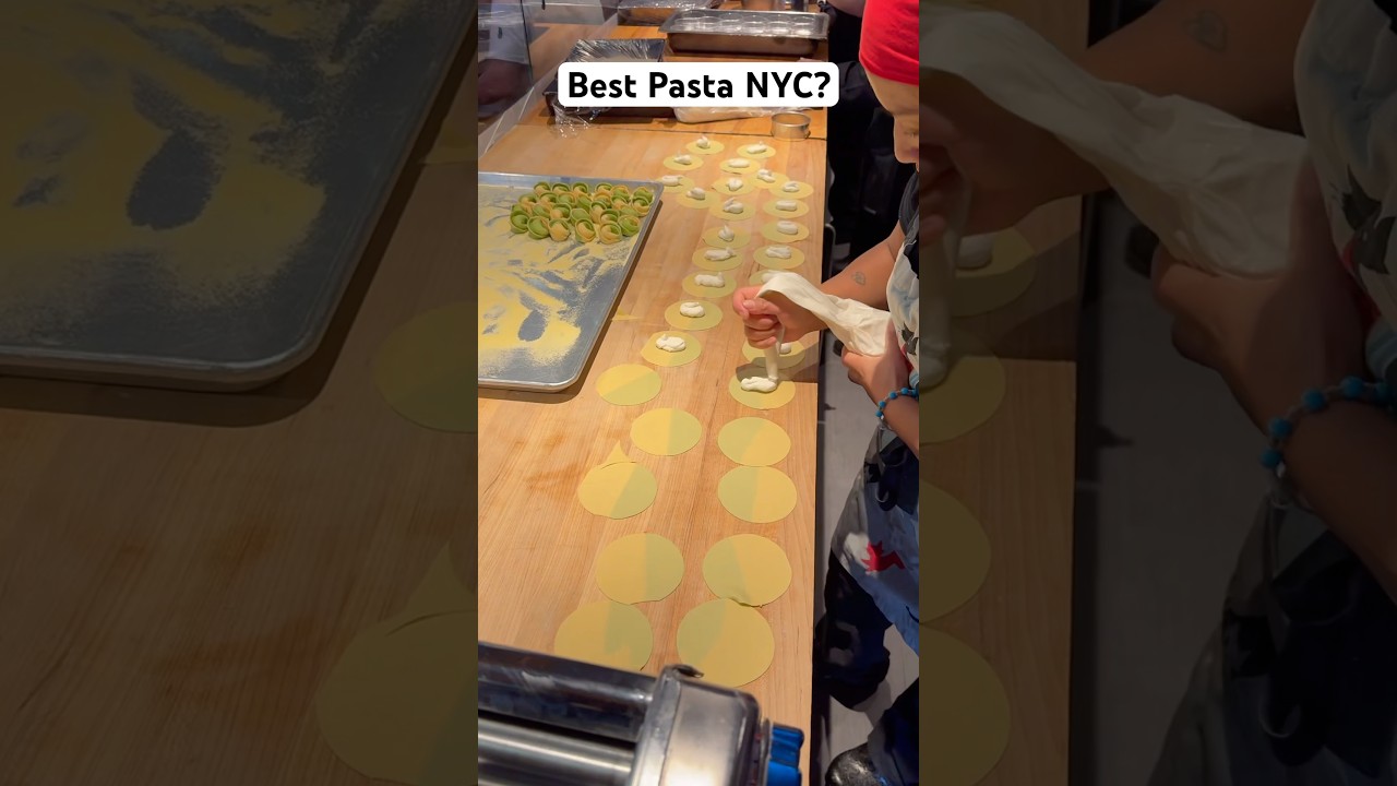 Trying this 90 year old Italian grandmas famous pasta in NYC PT.1📍Nona Dora’s #nyc #pasta #italy