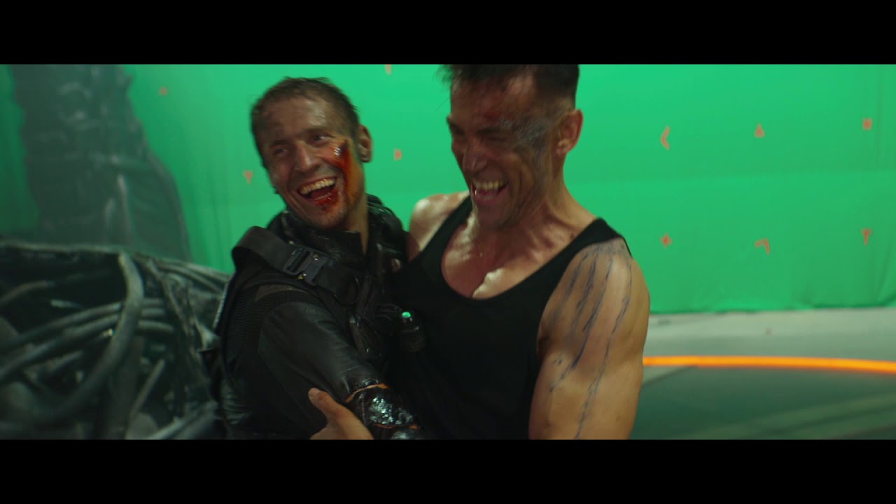 監督こだわりの 映画愛あふれる Ngシーン集 スカイライン 逆襲 Ngシーン集 解禁 Movie Tv Cinema Life シネマライフ 映画情報 監督こだわりの 映画愛あふれる Ngシーン集 スカイライン 逆襲 Ngシーン集 解禁 Movie Tv Cinema Life シネマライフ 映画情報
