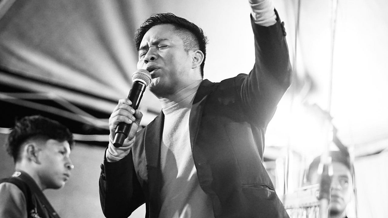 La noche ya se apresura, enemigos rugirán 🔥💿 Wayner Rodriguez Alabanzas en el Cielo