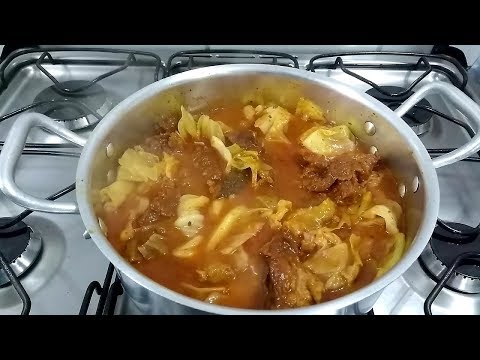 Vídeo: Como Cozinhar Repolho Com Carne