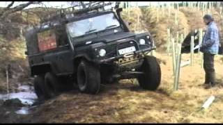 6 wheel drive Land Rover Defender 6x6