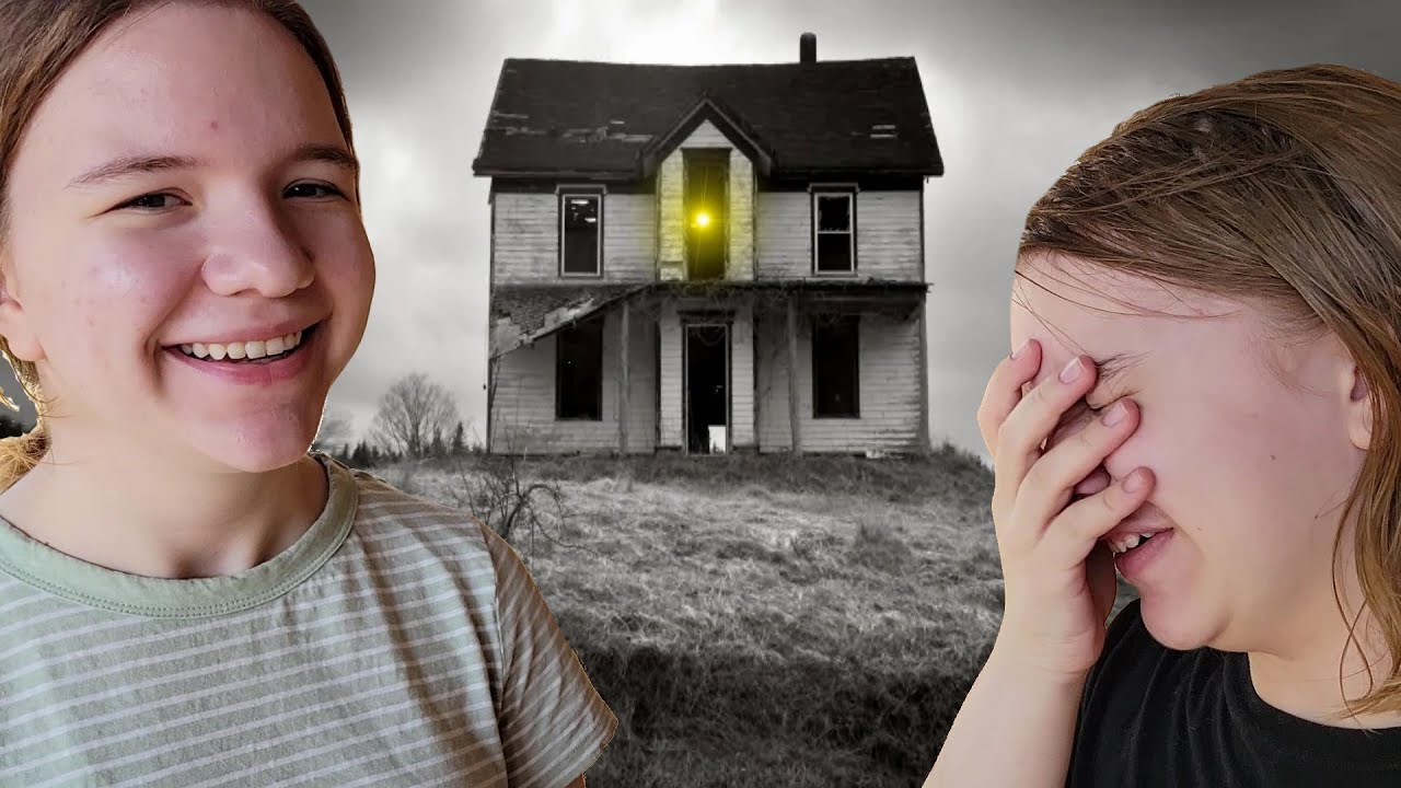 INSIDE A HAUNTED HOUSE!