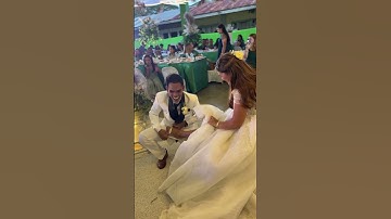 An army groom retrieve the garter instantly #wedding #garter