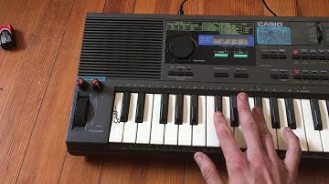 Casio HT-700 Synthesizer with LFO and VCF modifications