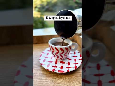 أحن إلى خبز امي وقهوهة امي محمود درويش