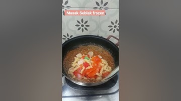 Masak Seblak Frozen favourite mantul rasanyaa..  #idemasakanseharihari #masakanseharihari