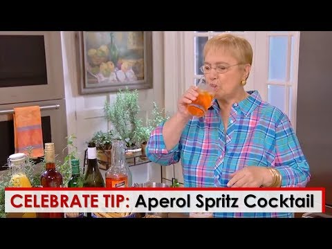 celebrate-tip:-italian-aperitivo-with-aperol-spritz-cocktail