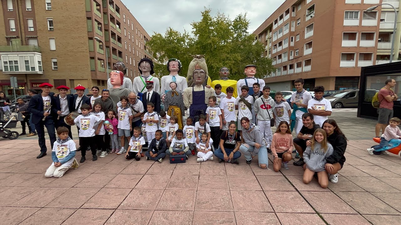 Vamos de gigantes  a  Etxabakoitz