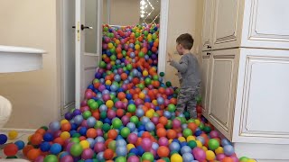 Senya y MILLONES de pelotas de colores para niños en español / Piscina de pelotas