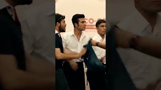 O İşse Bu Da İş Çakallarla Dans 2