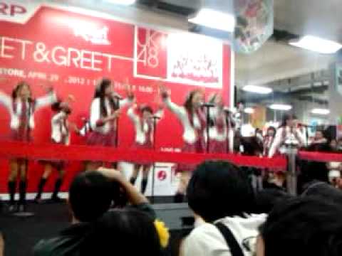 (S2) JKT48 - Heavy Rotation @m&g Log In Store