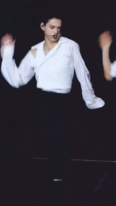 fancam #ni_ki #enhypen and JYP performed'She Was Pretty”at #WeverseCon Festival cr:nikipumaboiii