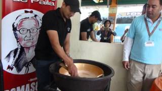 Mar 2106 - Making Ice Cream at Helado de Paila - Quito, Ecuador