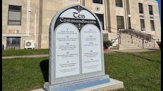 Jefferson County Illinois leaders REMOVE Ten Commandments monument from courthouse due to lawsuit