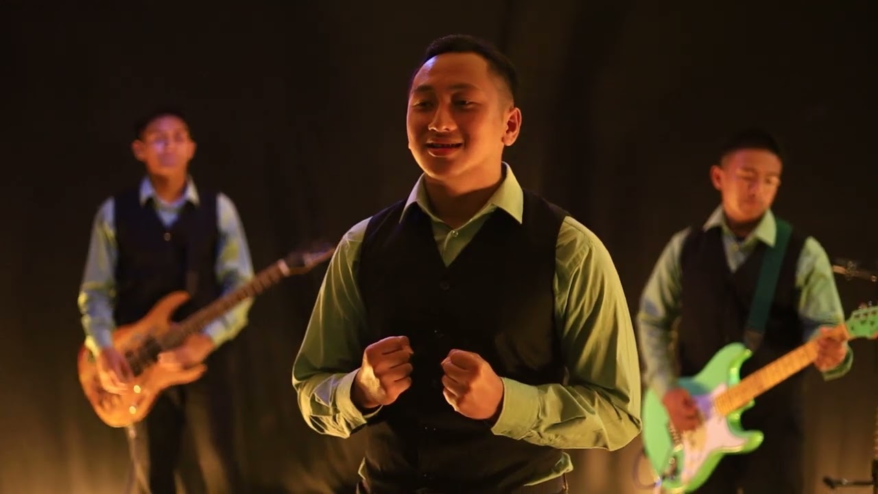 Averroes Band - Askara Senja Official Music Video (Spesial Yudisium 610)