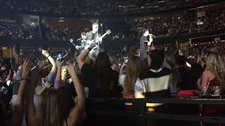 Jonas Brothers - Mandys Megamix (live) - Happiness Begins Tour - Orlando, Fl 11/16/19