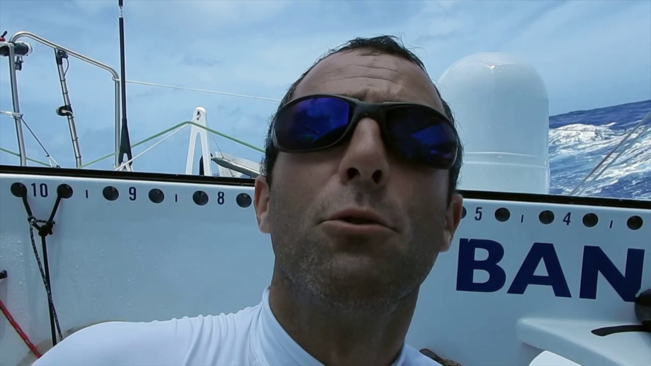 J55 : Bonne année de la part d'Armel Le Cléac'h ! / Vendée Globe