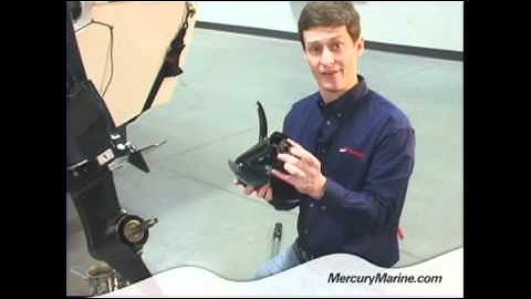 How to change an outboard propeller