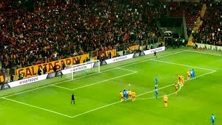 Muslera penaltı kurtarıyor ! Marsilya maçı… SON ANDA MUSLERA !!! Resimi