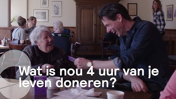Het gevecht tegen eenzame ouderen | Omkijken