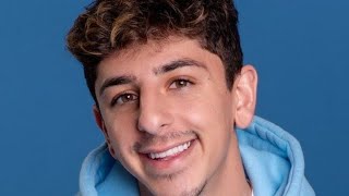 FAZE RUG CONFIRMS THE NEW FAZE HOUSE IS HAUNTED… (Live Stream Proof!)