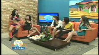 , Skirt, Descuido, Piernas, Gancho Celia Camacho - Cindy Regidor